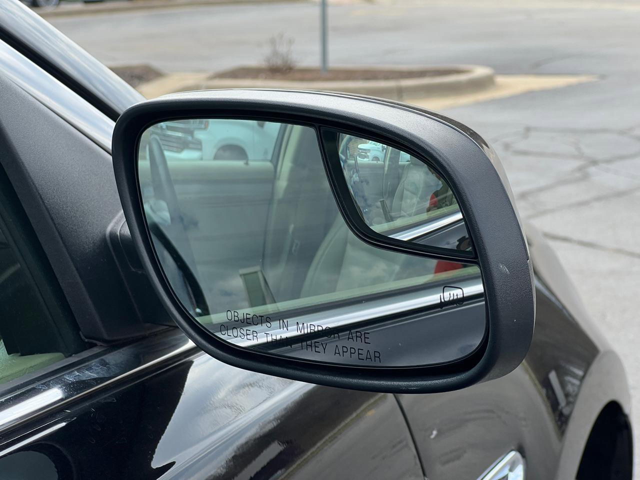 Used 2017 Ford Taurus SEL FWD image 35