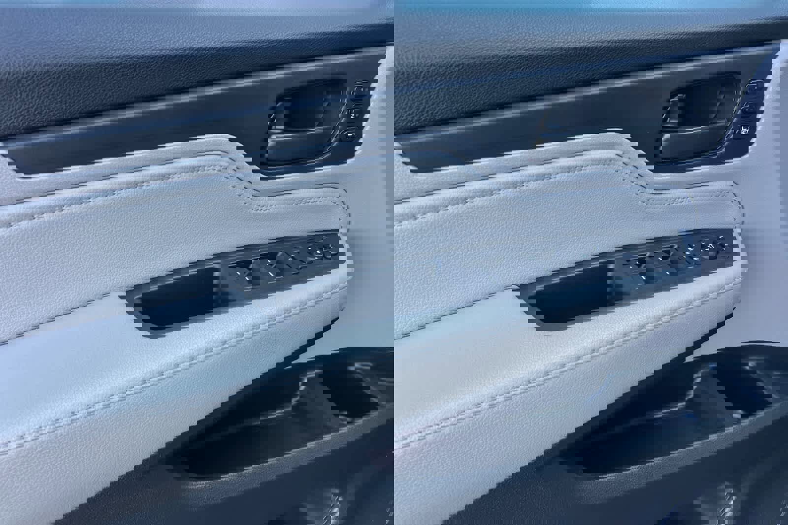 Used 2019 Honda Odyssey Touring image 12