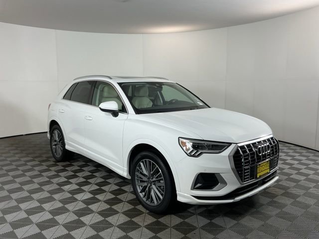 Used 2022 Audi Q3 2.0T Premium Plus w/ Premium Plus Package image 5