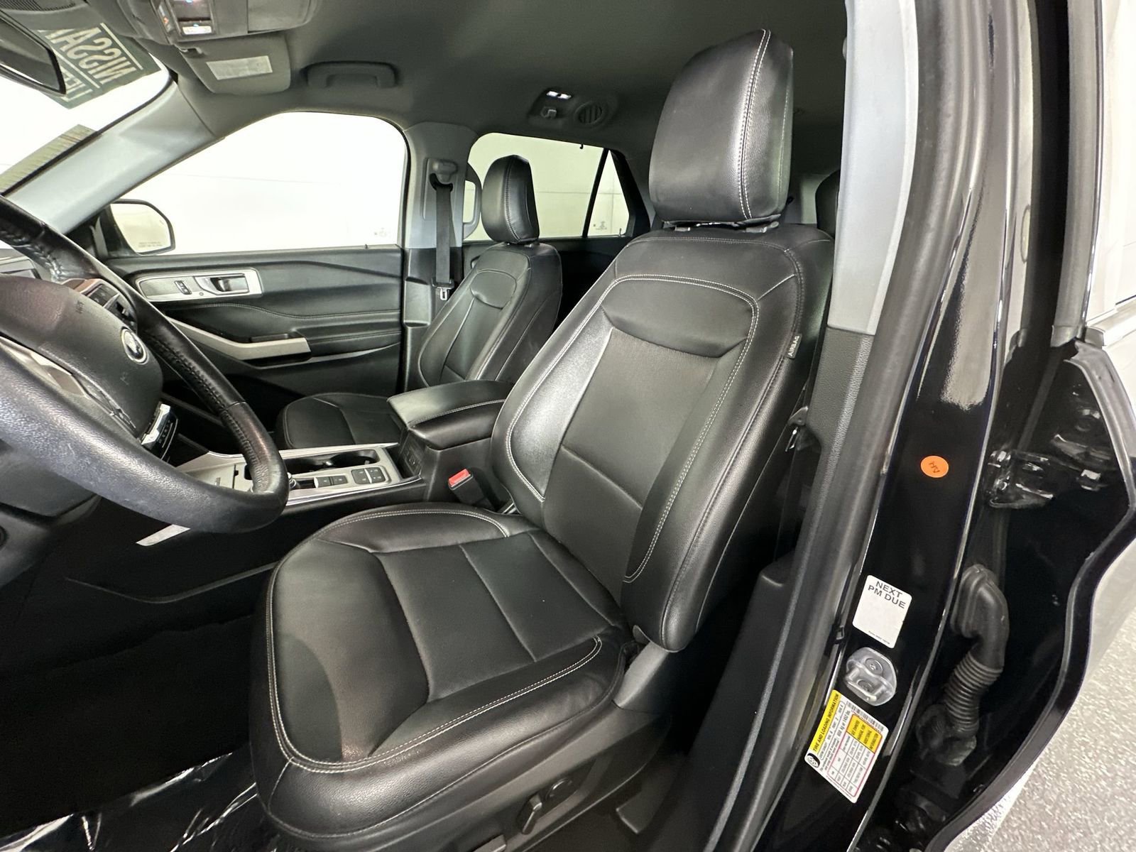 Used 2022 Ford Explorer Limited w/ Equipment Group 301A image 15