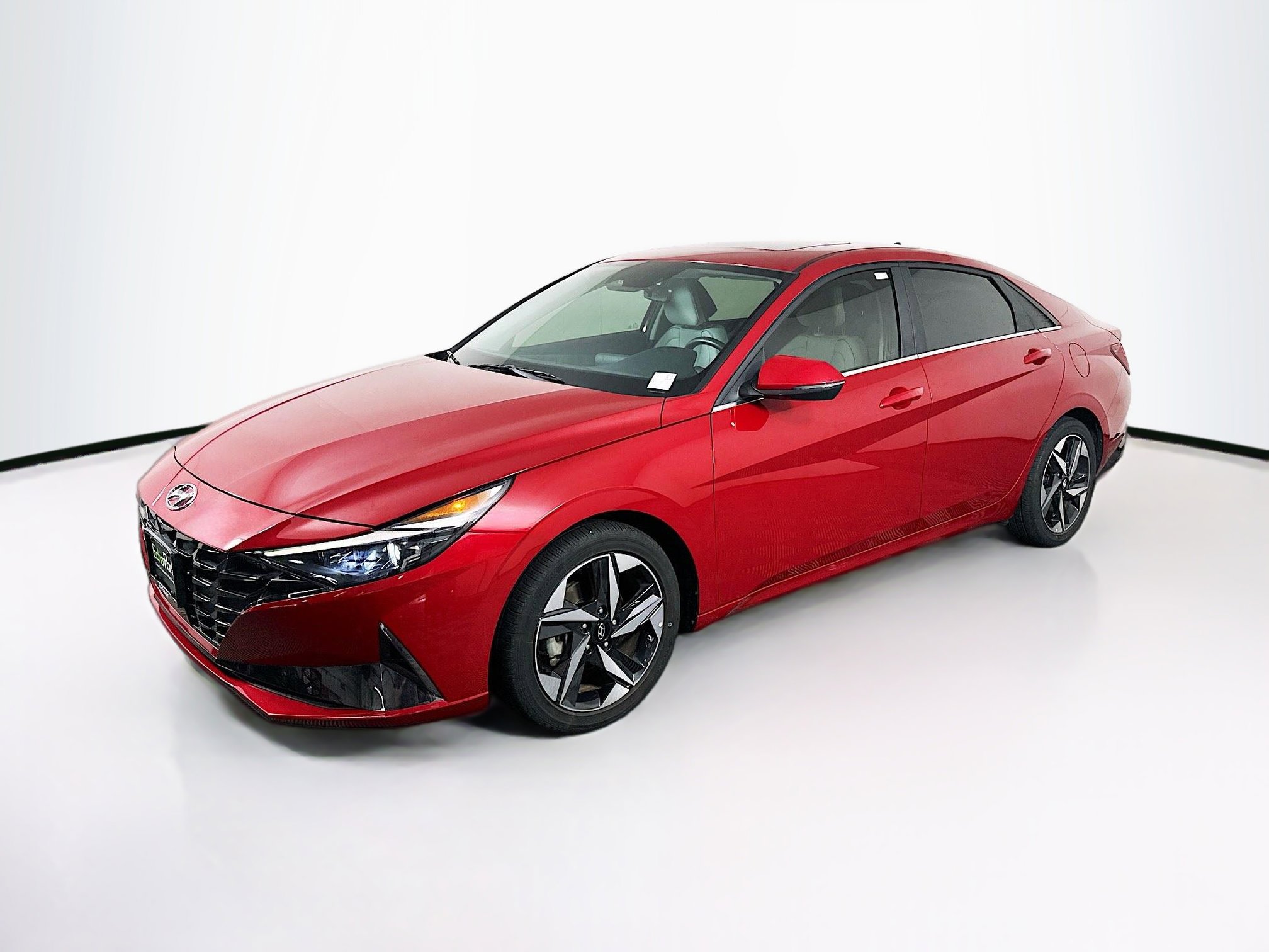 Used 2023 Hyundai Elantra Limited w/ Preferred Accessory Package image 3