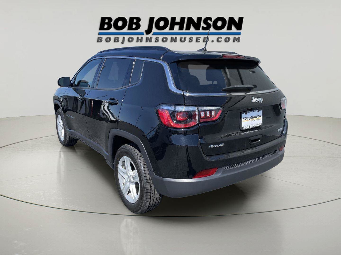 Used 2023 Jeep Compass Latitude w/ Convenience Group AWD/4WD image 5