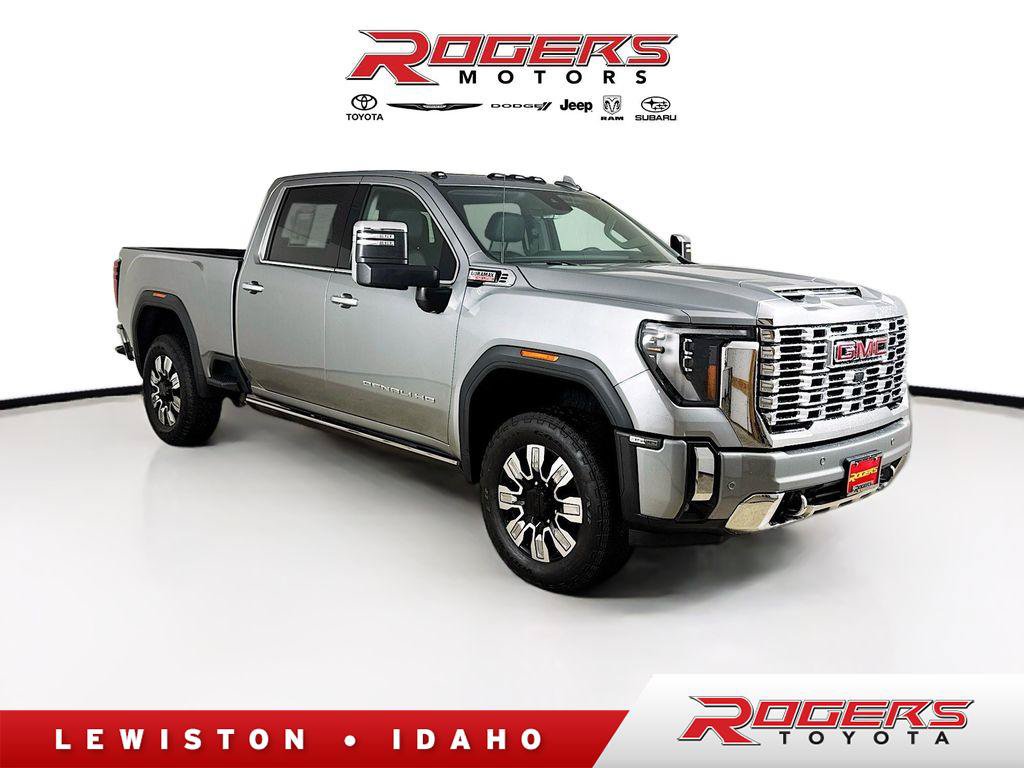 Used 2025 GMC Sierra 3500 Denali w/ Denali Reserve Package AWD/4WD image 1
