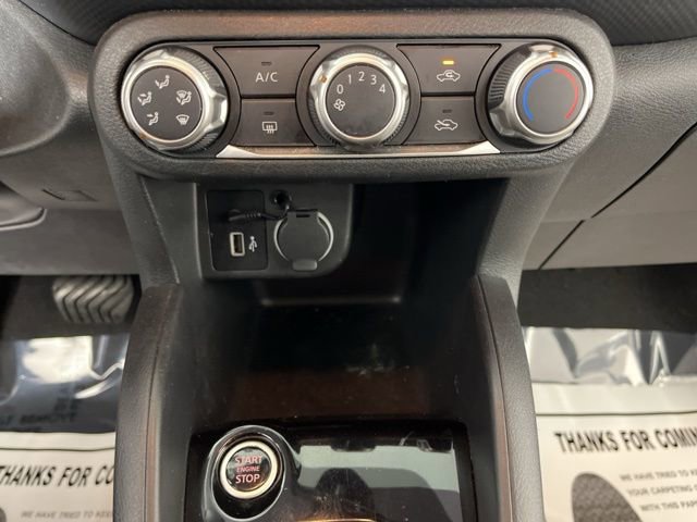 Used 2021 Nissan Kicks S image 27