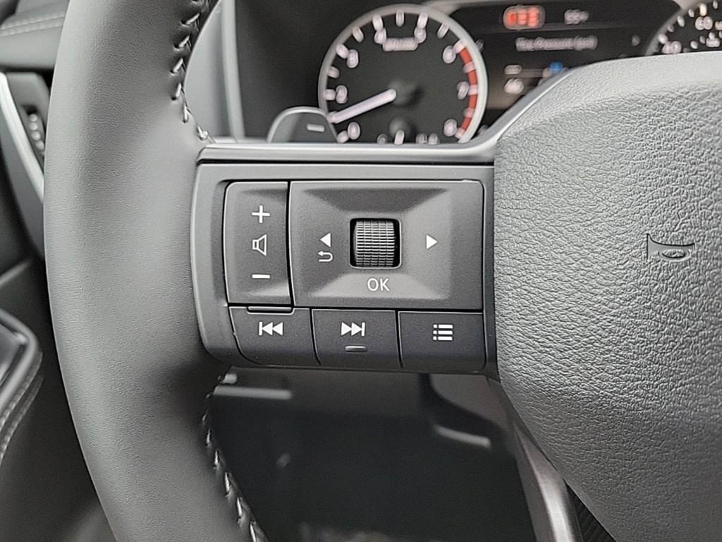New 2026 Nissan Rogue SV w/ Cold Weather Package AWD/4WD image 13