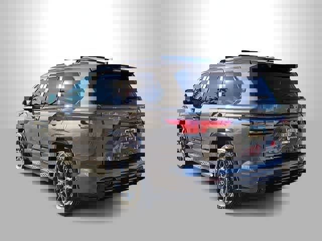 Used 2024 Toyota Sequoia Platinum image 6