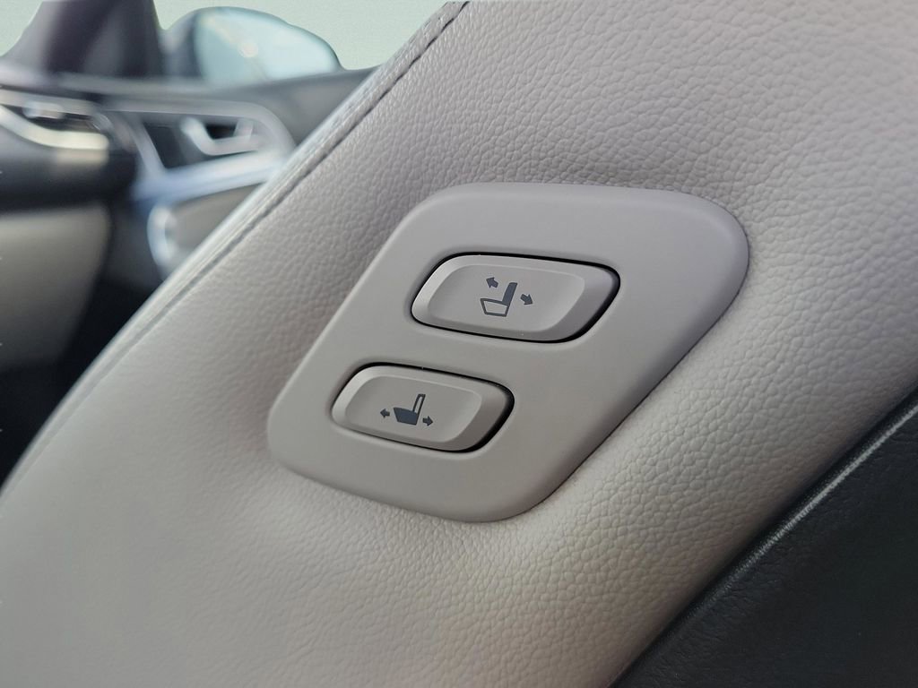 Used 2023 Genesis G70 3.3T RWD image 10