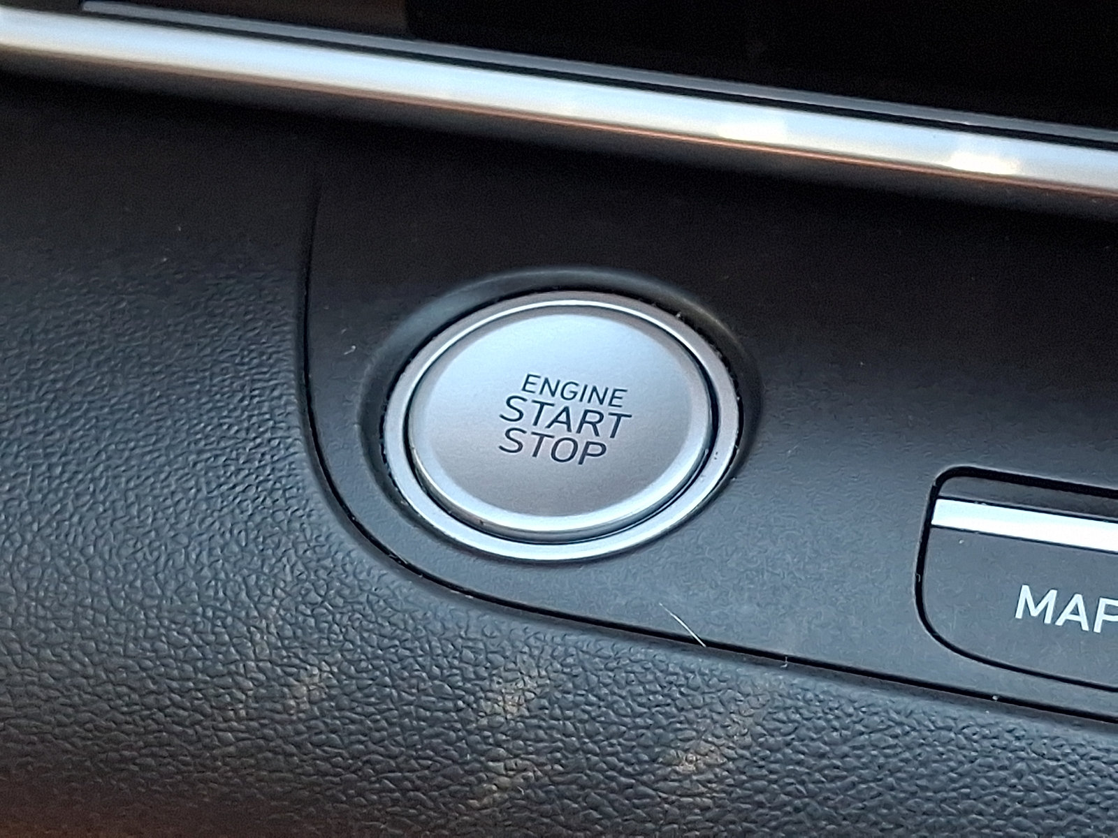 Used 2023 Hyundai Elantra Limited FWD image 24