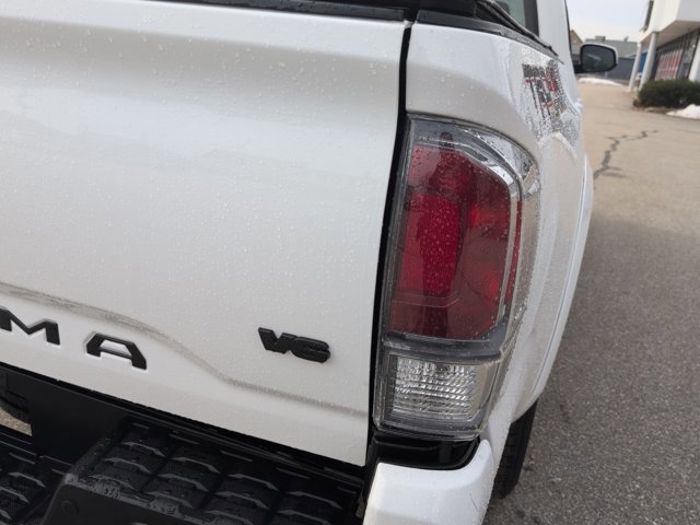 Used 2023 Toyota Tacoma TRD Sport w/ Technology Package image 16