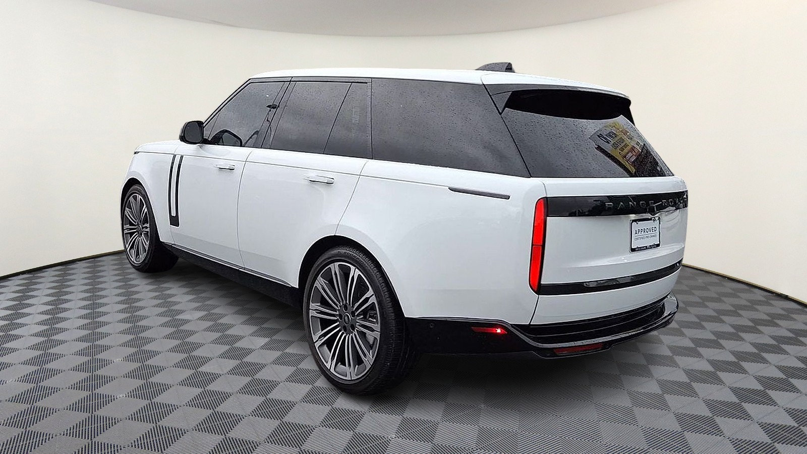 Certified 2025 Land Rover Range Rover SE AWD/4WD image 6