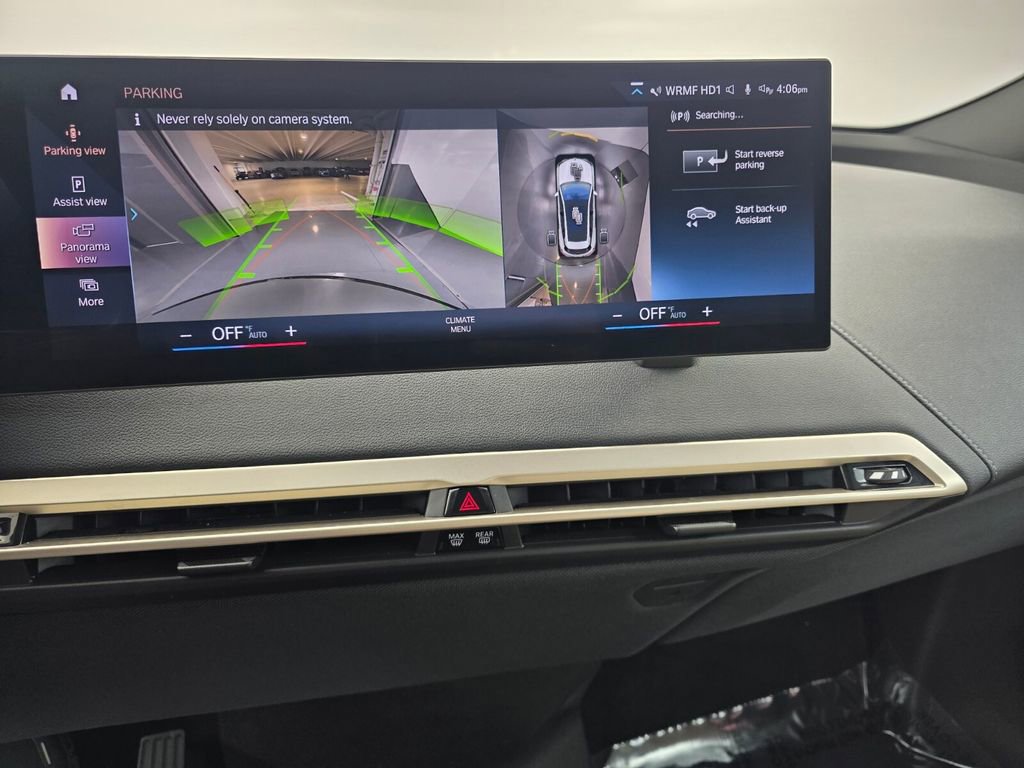 Used 2023 BMW iX xDrive50 w/ Sport Package image 22