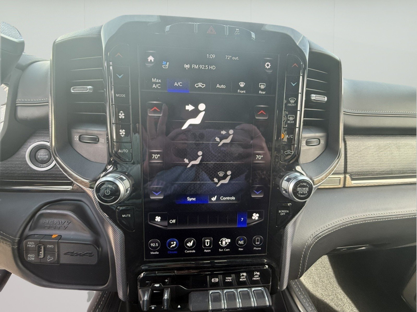 Used 2019 RAM 2500 Limited AWD/4WD image 14