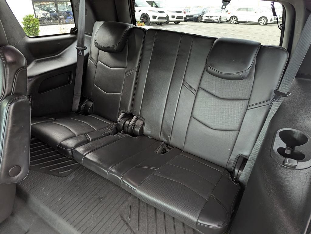 Used 2020 Cadillac Escalade Platinum AWD/4WD image 47