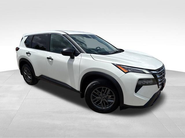 Certified 2024 Nissan Rogue S FWD image 1