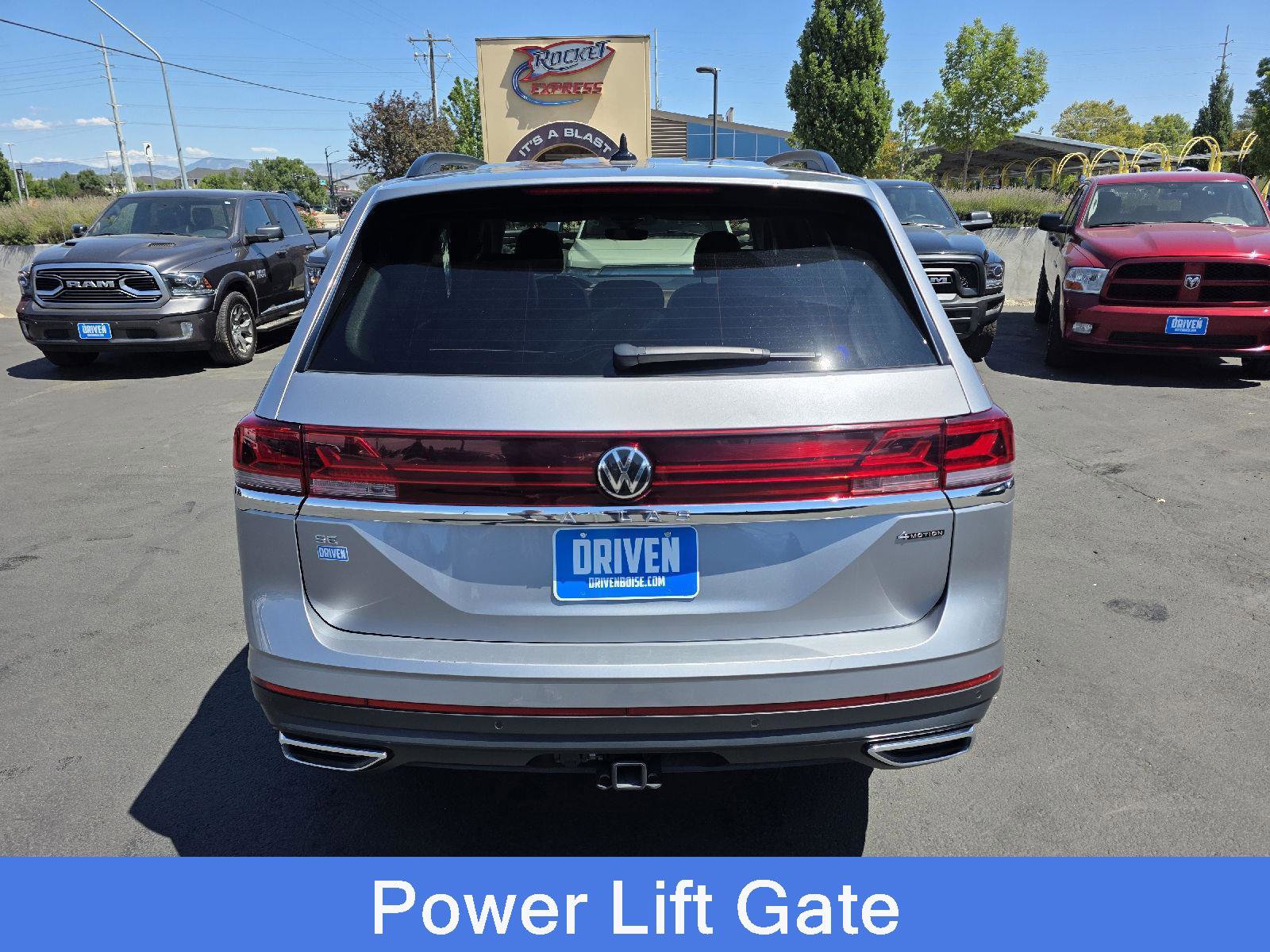 Used 2024 Volkswagen Atlas SE image 7