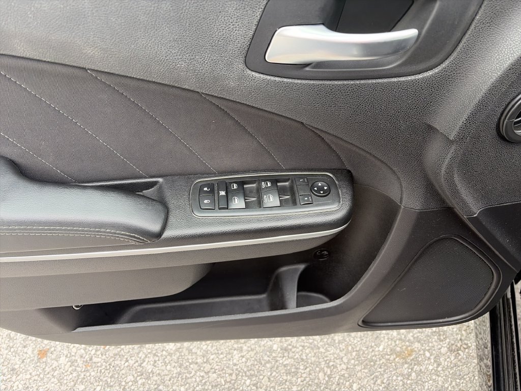 Used 2019 Dodge Charger Scat Pack w/ Driver Confidence Group RWD image 17