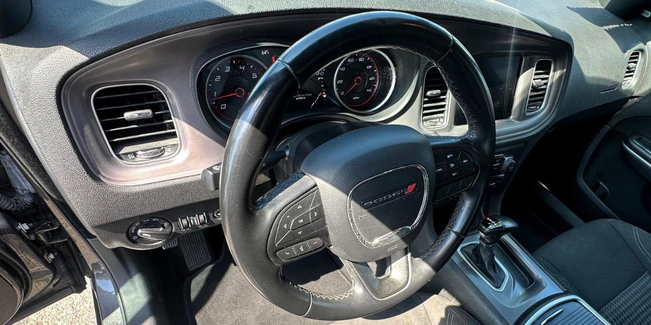 Used 2023 Dodge Charger SXT RWD image 9
