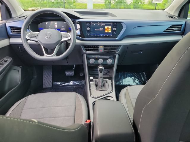 Certified 2023 Volkswagen Taos SE FWD image 12