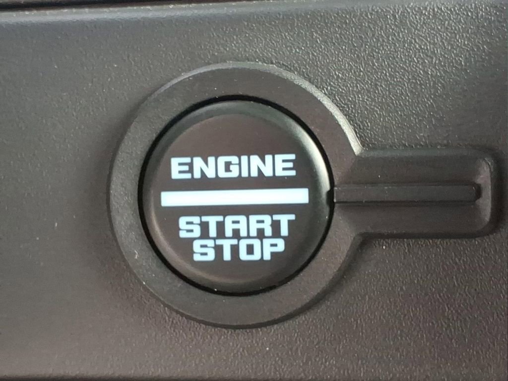 Certified 2025 Ford Bronco Big Bend image 17