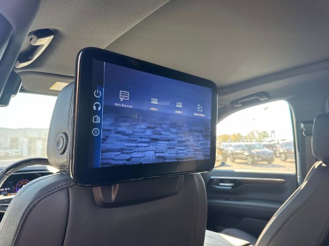 New 2026 Chevrolet Suburban High Country AWD/4WD image 19
