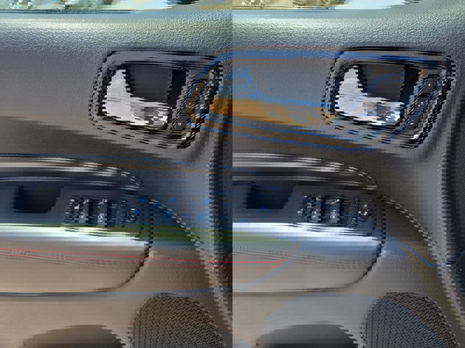 Used 2024 Dodge Durango GT image 30