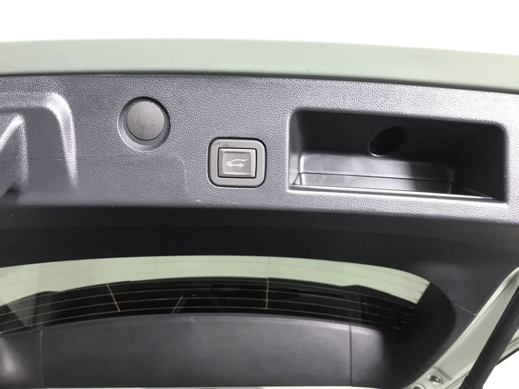 New 2026 Chevrolet Equinox LT w/ Convenience Package II image 15