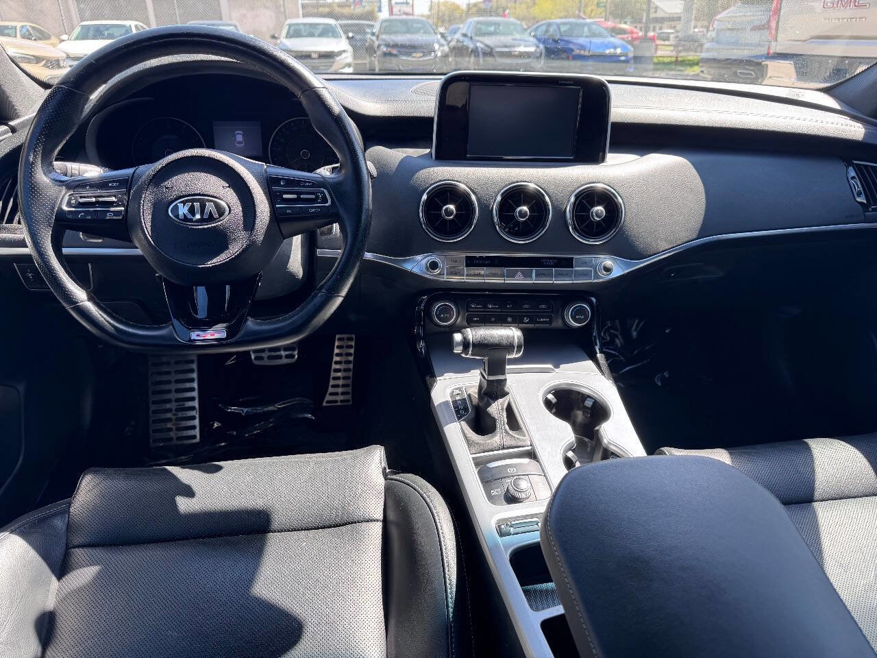Used 2021 Kia Stinger GT image 18