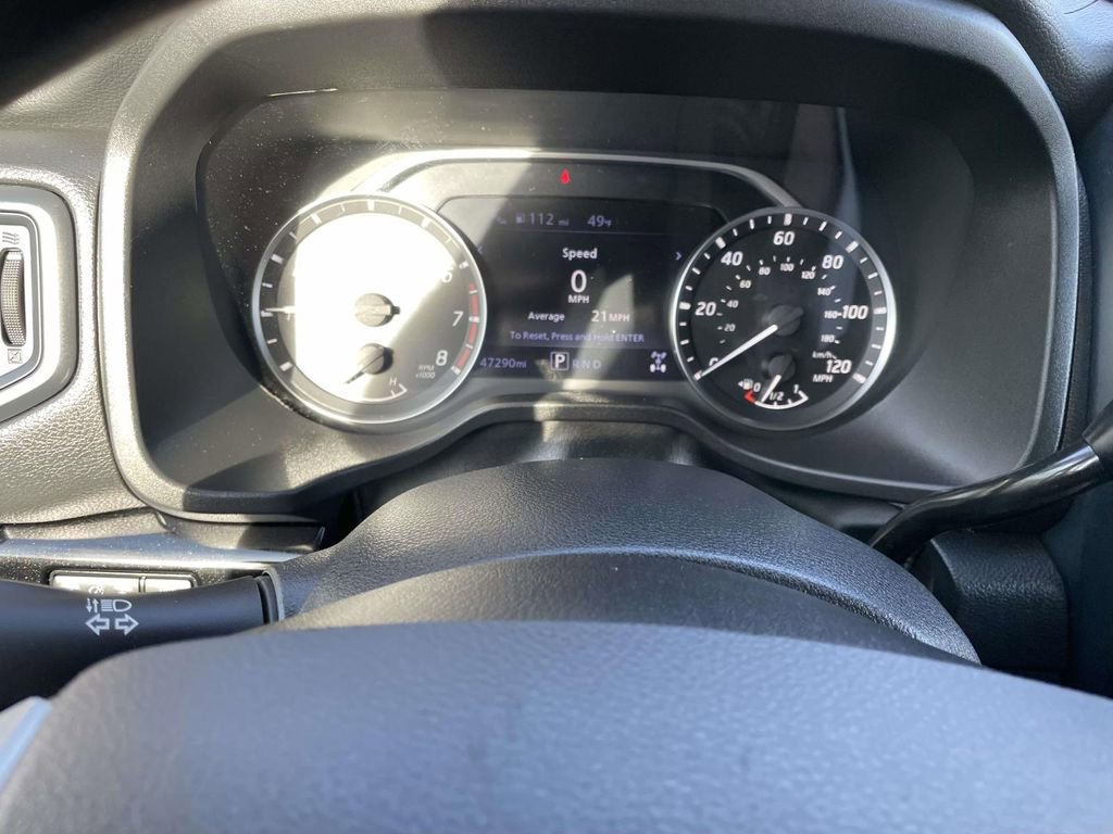 Used 2022 Nissan Titan SV image 36