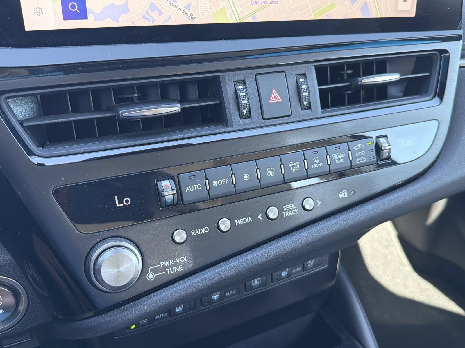 Used 2023 Lexus ES 350 w/ Premium Package FWD image 28