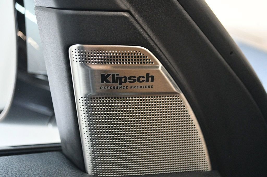 Used 2025 INFINITI QX80 Sensory image 70