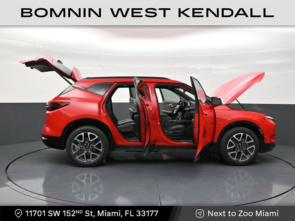 Used 2023 Chevrolet Blazer RS image 29