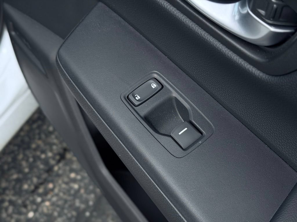 Used 2025 Honda CR-V Sport-L image 18