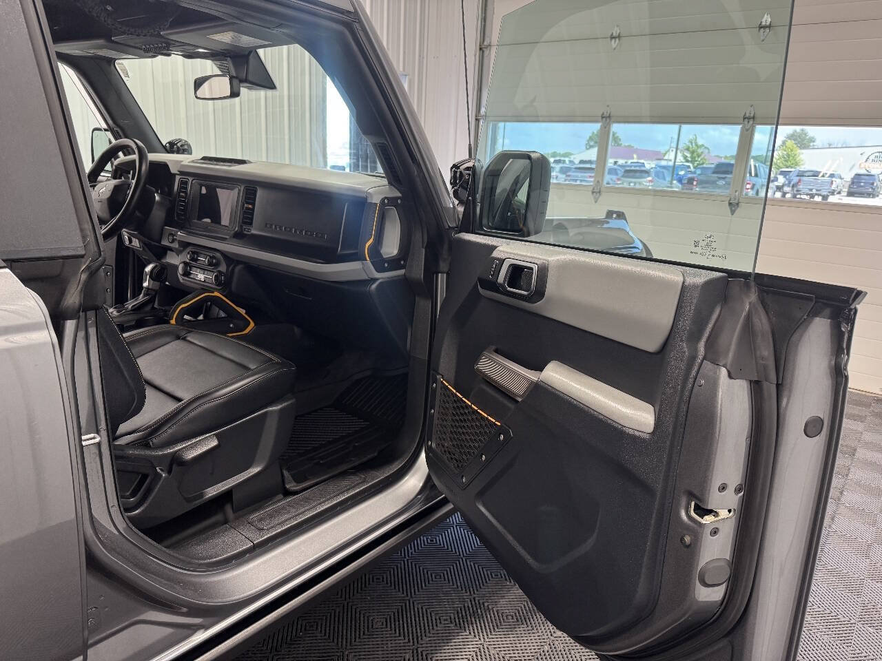 Used 2022 Ford Bronco Badlands w/ Sasquatch Package AWD/4WD image 13