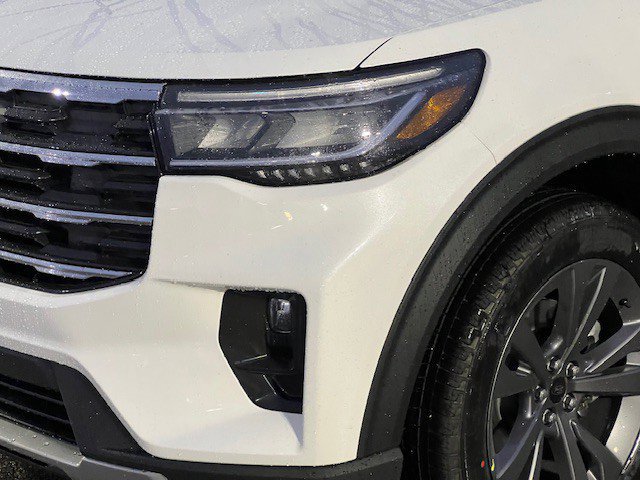 New 2026 Ford Explorer Active w/ Active Comfort Package AWD/4WD image 9