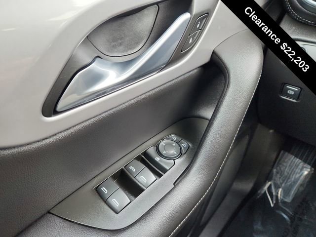 Used 2023 Chevrolet Blazer LT image 32