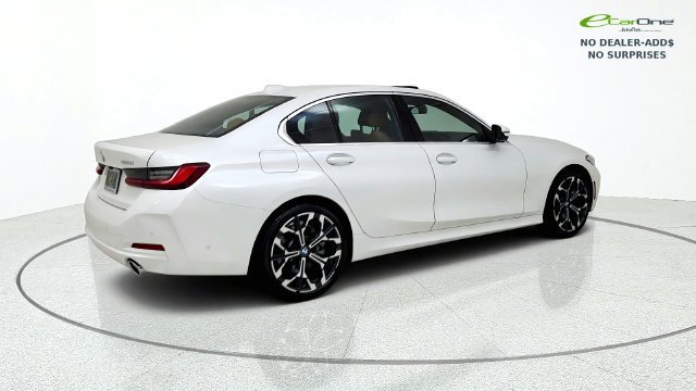 Used 2025 BMW 330i Sedan RWD image 9