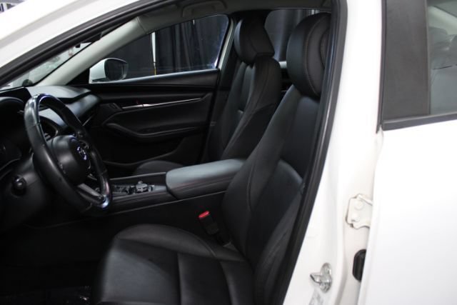 Used 2020 MAZDA MAZDA3 AWD Sedan w/ Select Package image 12