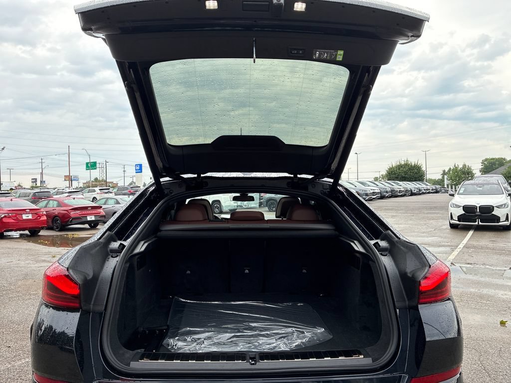 New 2027 BMW X6 M60i AWD/4WD image 21