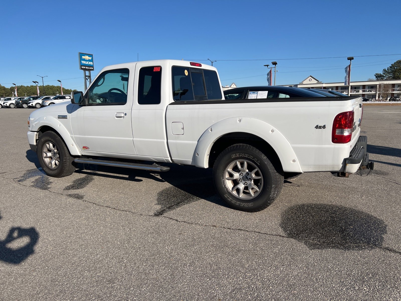 Used 2010 Ford Ranger XLT image 3