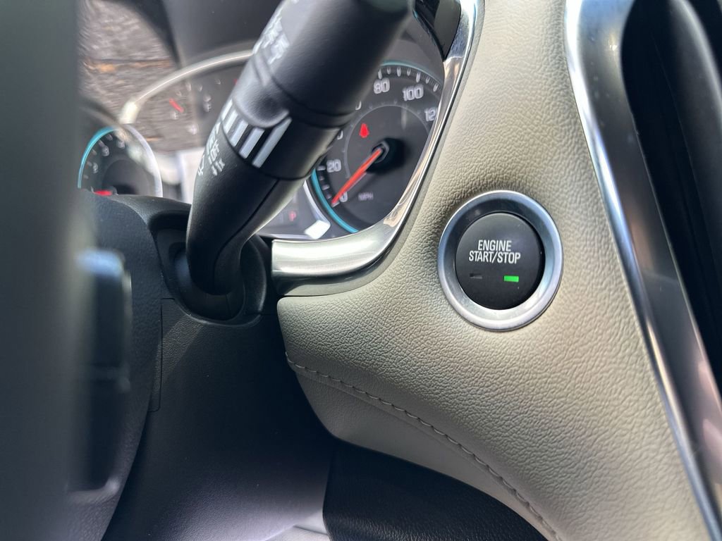 Certified 2023 Chevrolet Traverse LT image 17