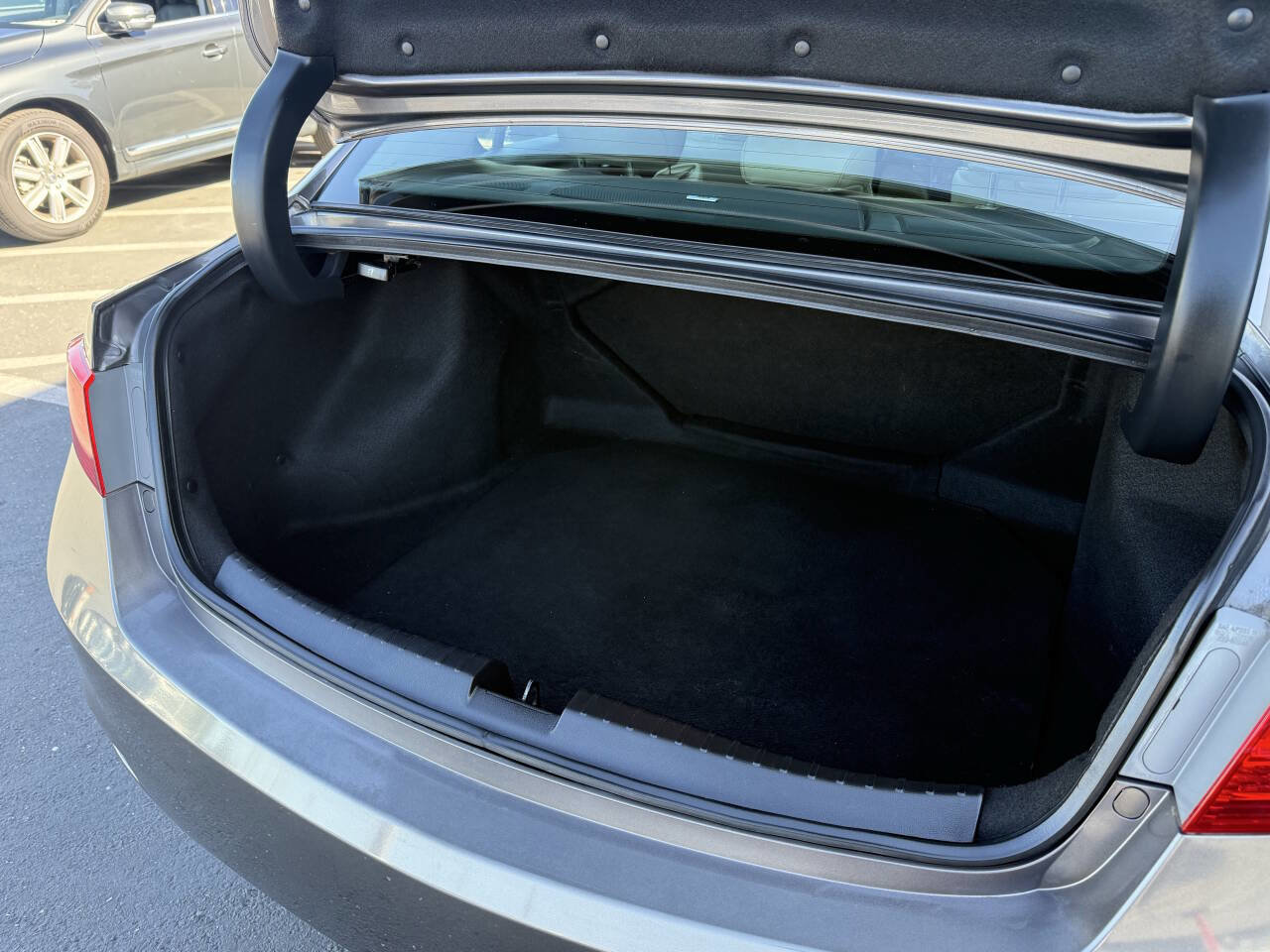 Used 2014 Acura ILX w/ Technology Package FWD image 13