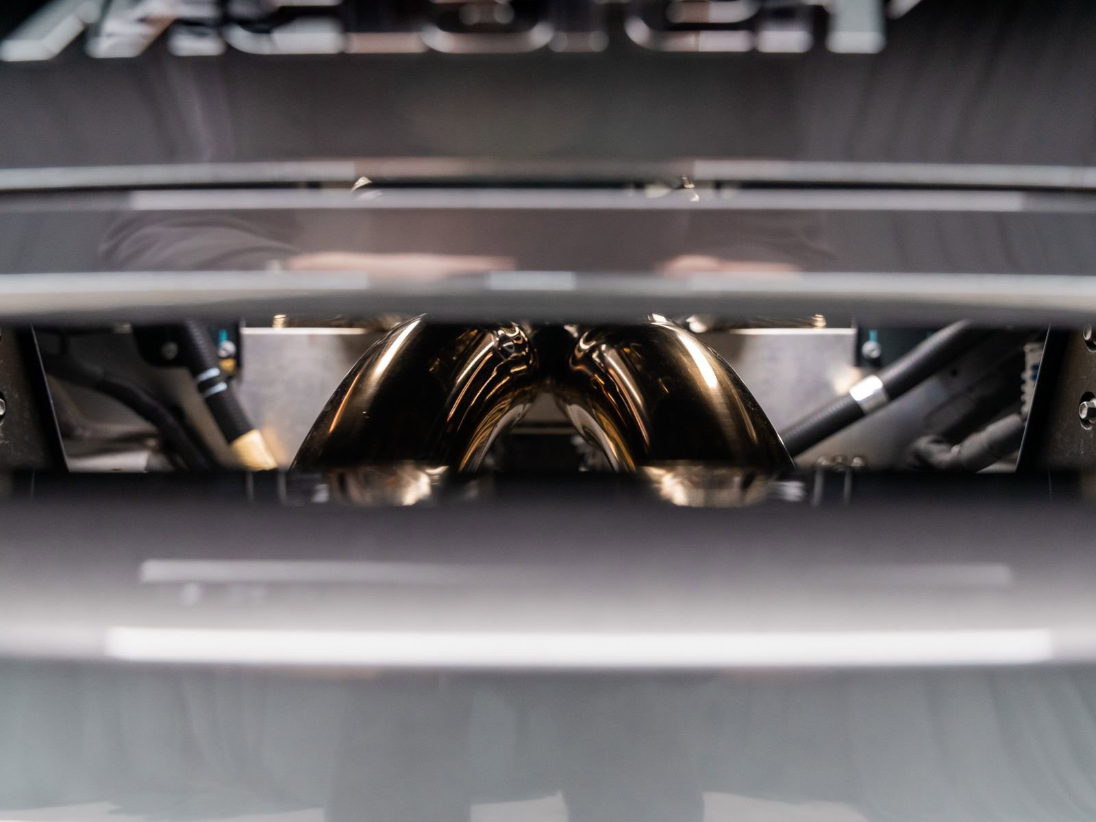 Used 2016 McLaren 570S Coupe RWD image 36