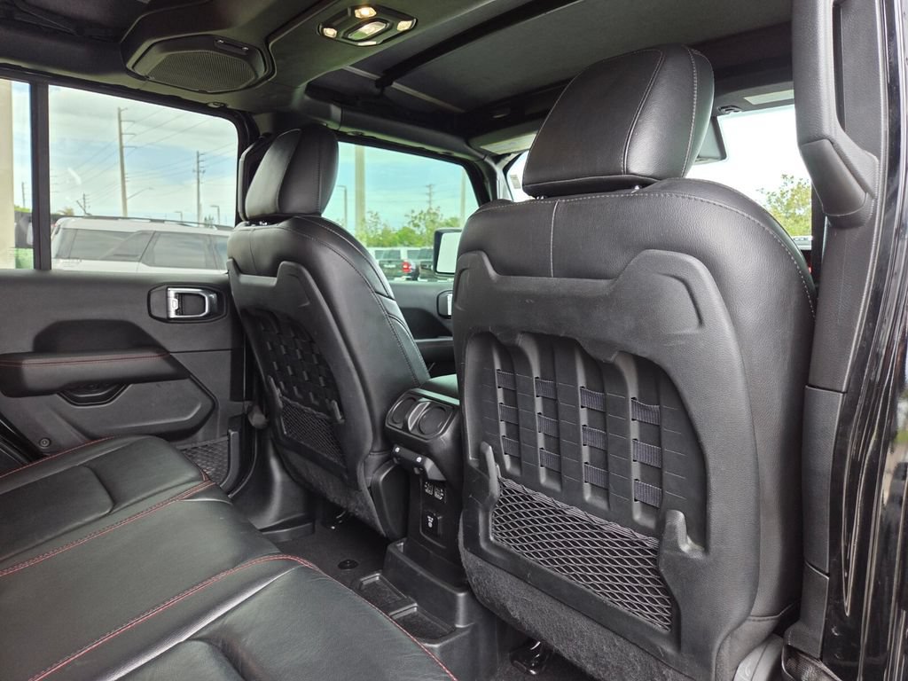 Used 2021 Jeep Wrangler Unlimited Rubicon AWD/4WD image 17