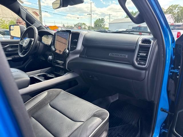 Used 2025 RAM 1500 Laramie AWD/4WD image 26