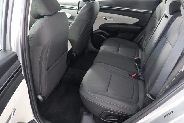 Certified 2024 Hyundai Tucson SE AWD/4WD image 17