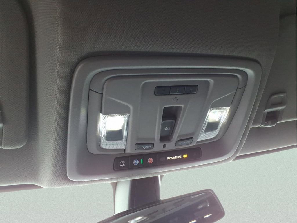 Used 2022 Chevrolet Silverado 1500 LT Trail Boss w/ Convenience Package II image 26