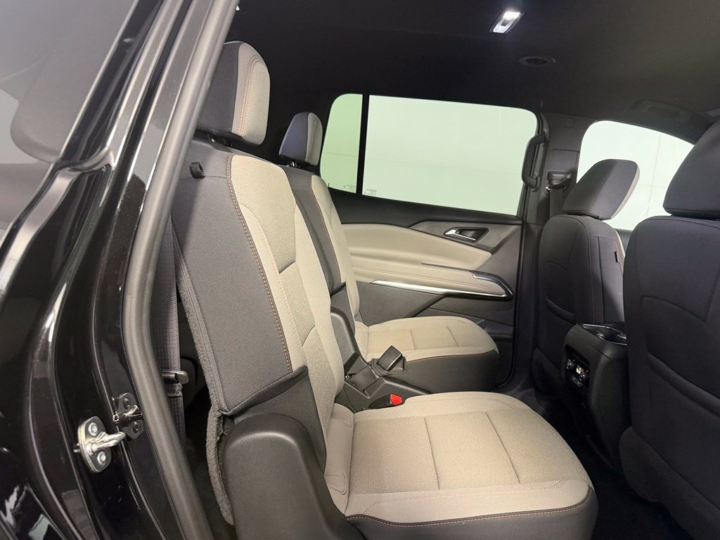 Used 2026 Chevrolet Traverse LT w/ Driver Confidence Package FWD image 20