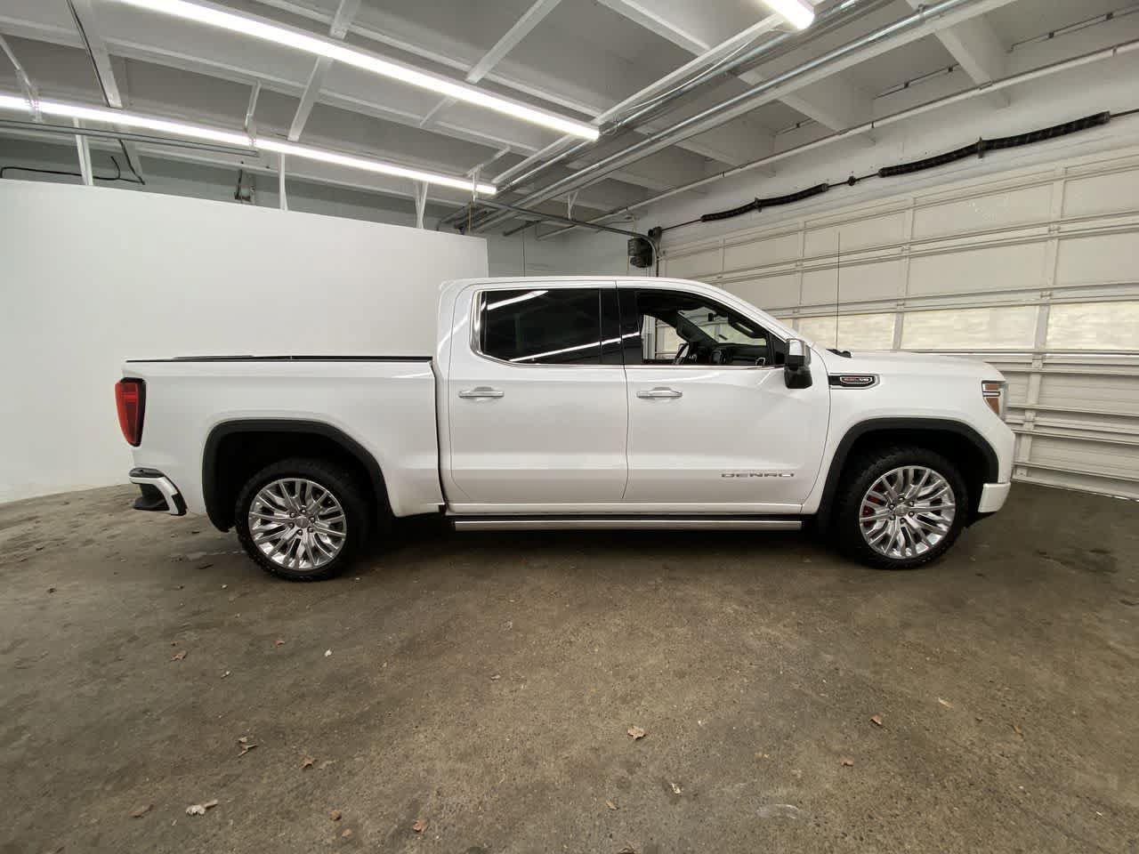 Used 2019 GMC Sierra 1500 Denali w/ Denali Ultimate Package AWD/4WD image 7