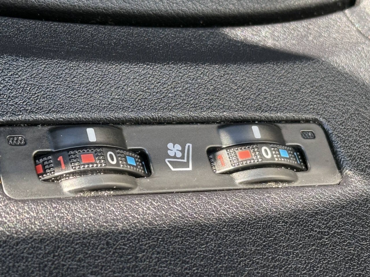 Used 2012 Lexus ES 350 FWD image 12