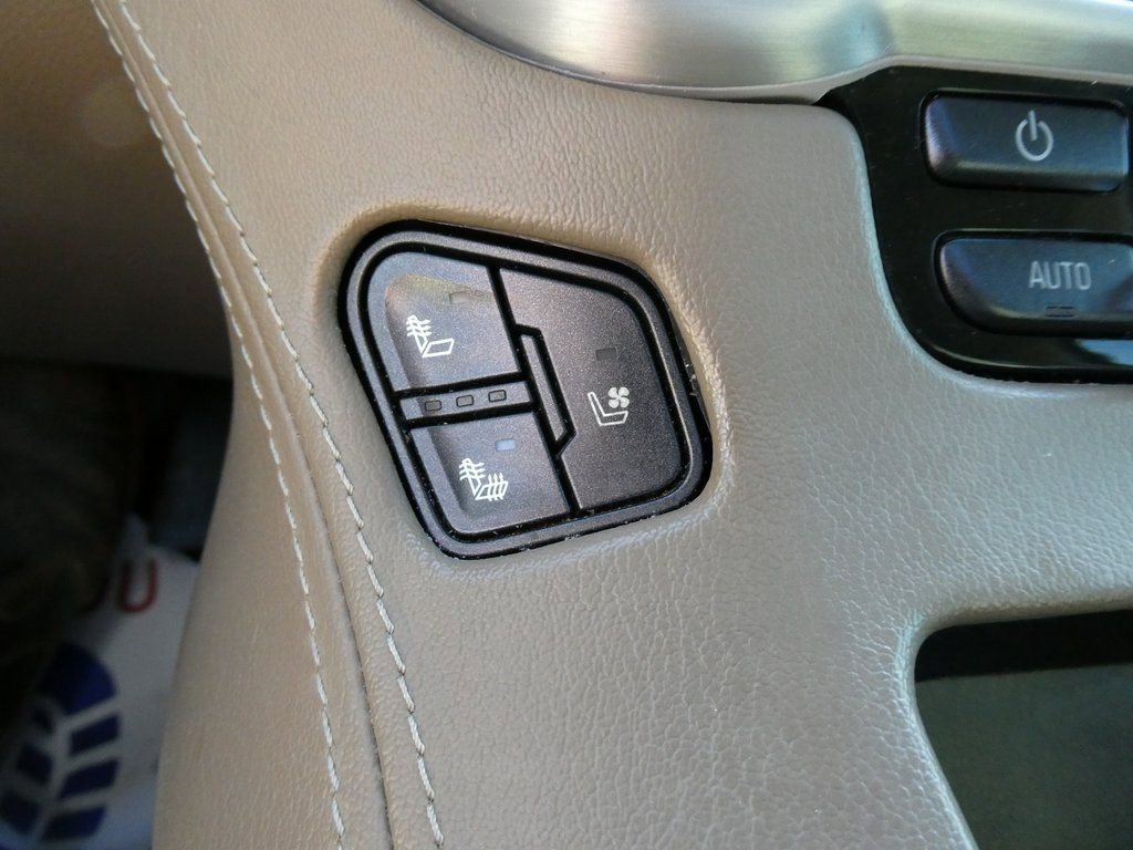 Used 2020 GMC Yukon XL SLT w/ Premium Edition image 35